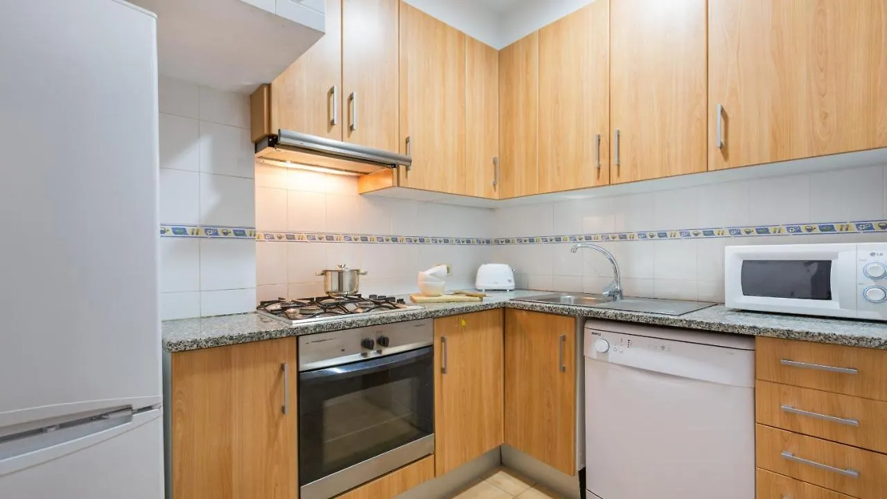 1 Bon Pl - Llafranc Apartment